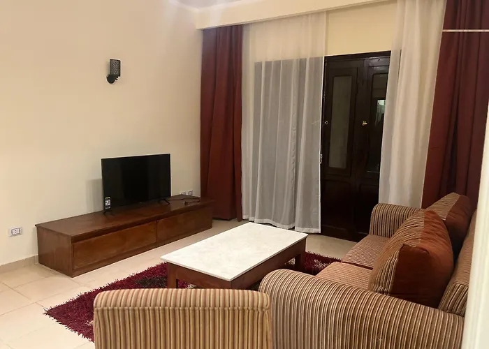Central Hurghada Apartment *